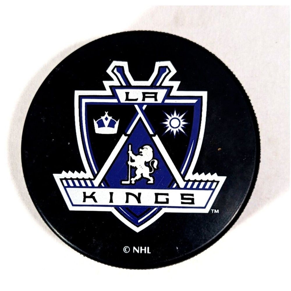 NHL Los Angeles Kings Hockey Puck Quaker State Q Game Souvenir Early 2000s